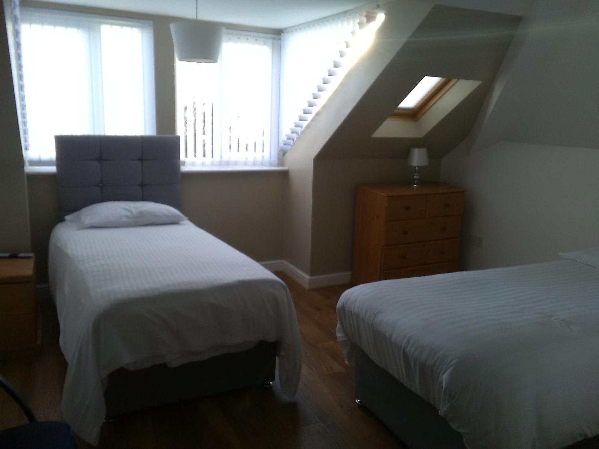 Clifton Hotel Newcastle Room photo